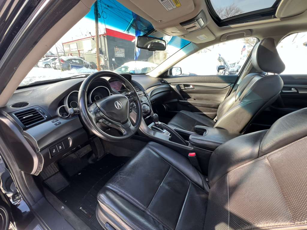 Acura TL 6-Speed AT with Advance Package 2013