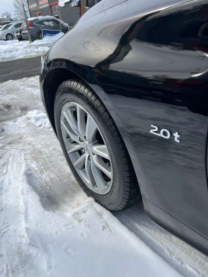 Infiniti Q50 2.0t AWD 2017