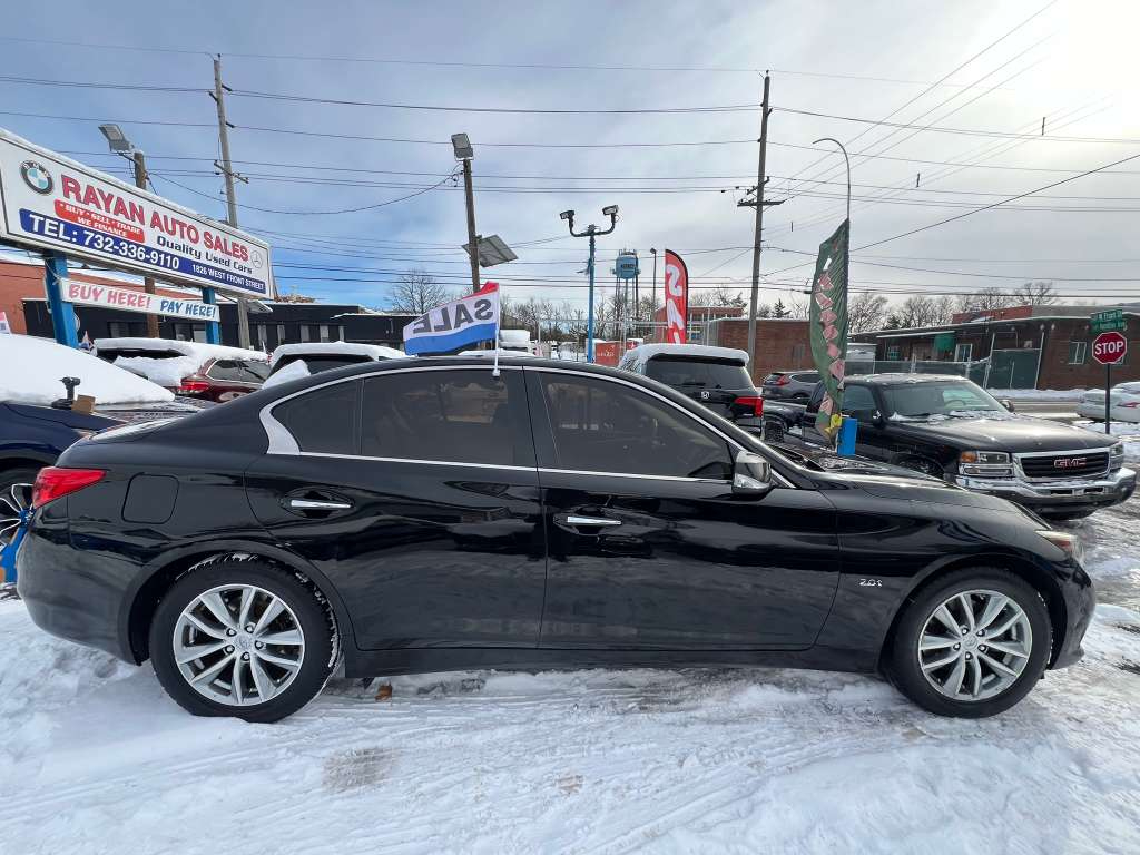 Infiniti Q50 2.0t AWD 2017