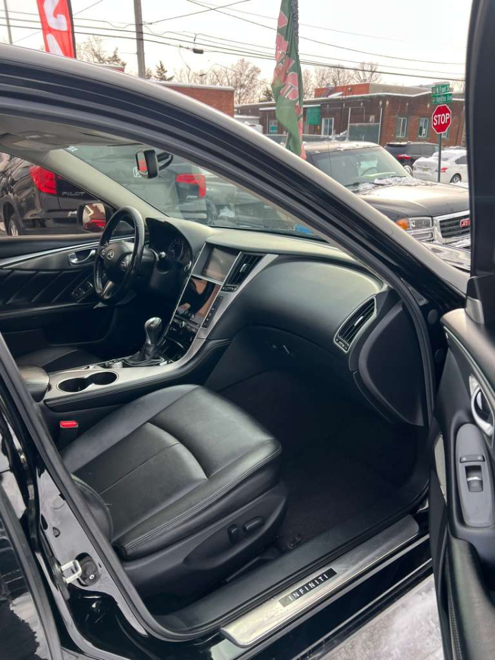 Infiniti Q50 2.0t AWD 2017