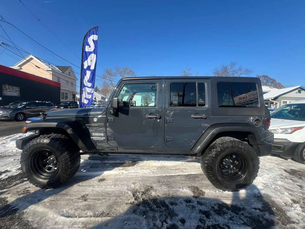Jeep Wrangler Unlimited Sport 4WD 2017