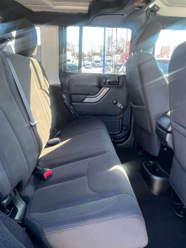 Jeep Wrangler Unlimited Sport 4WD 2017