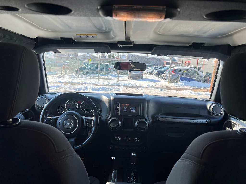 Jeep Wrangler Unlimited Sport 4WD 2017