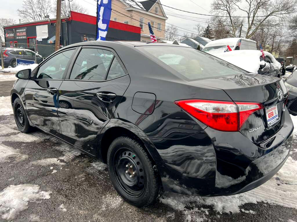 Toyota Corolla LE 2016