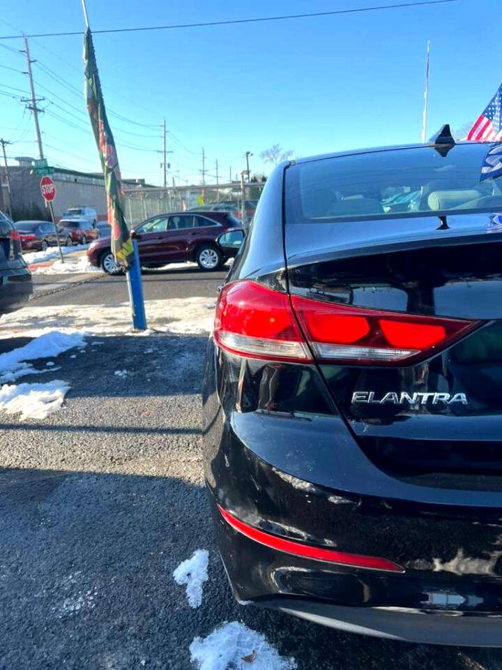 Hyundai Elantra Limited 2018