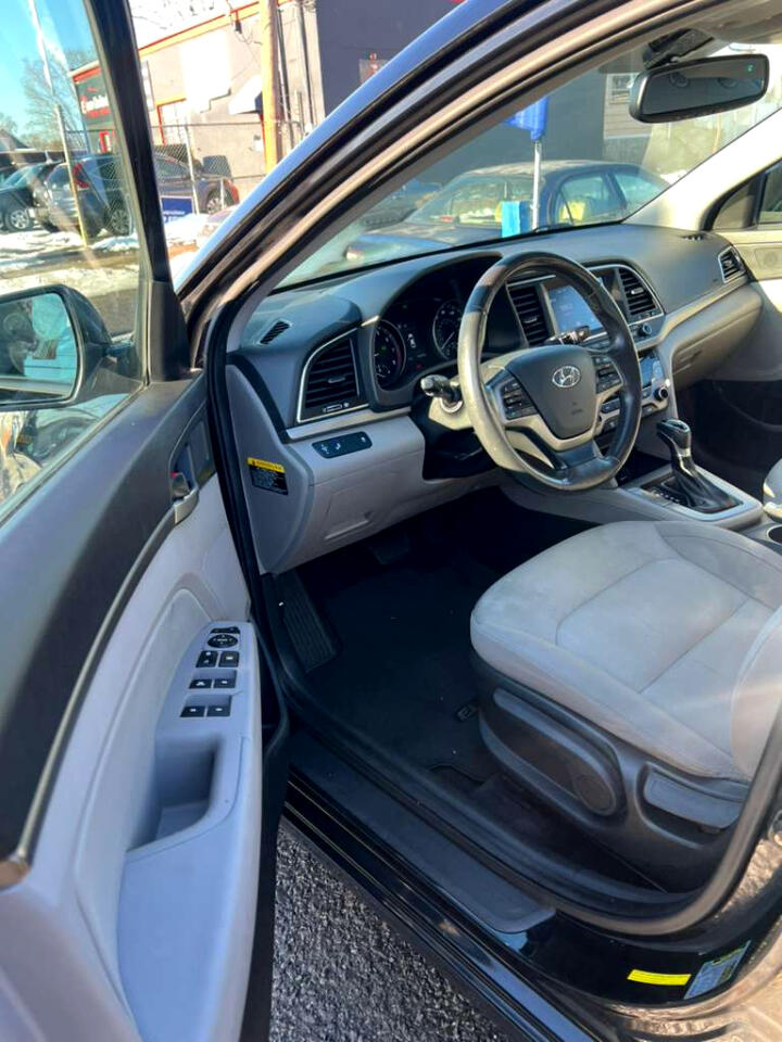 Hyundai Elantra Limited 2018