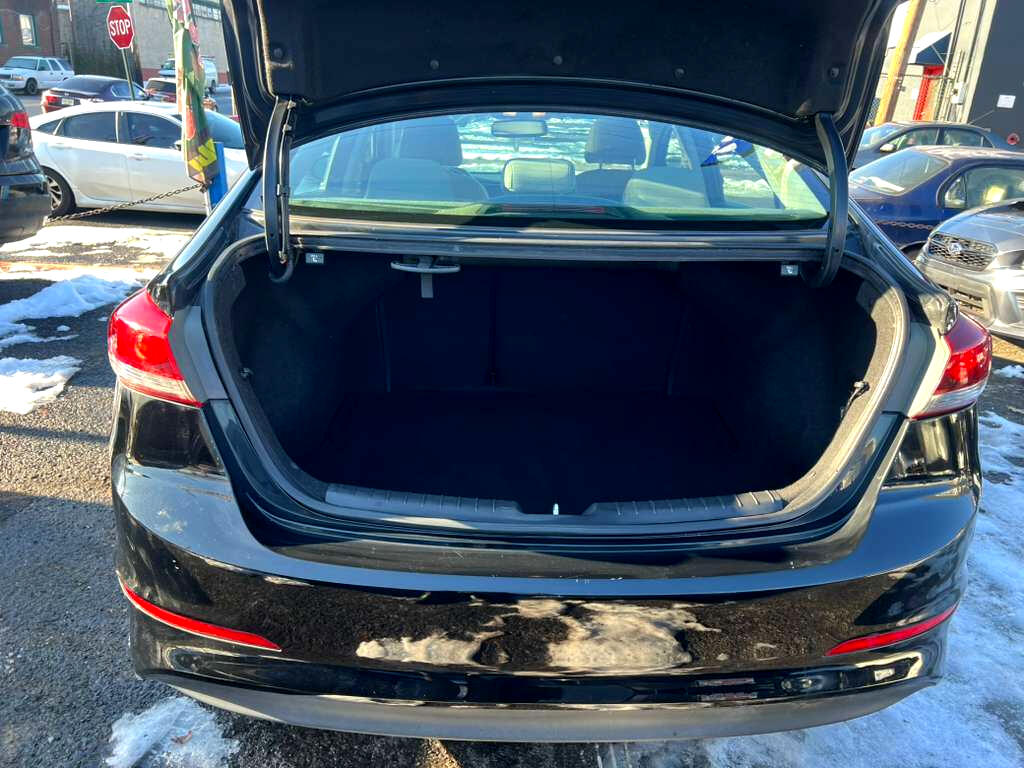 Hyundai Elantra Limited 2018