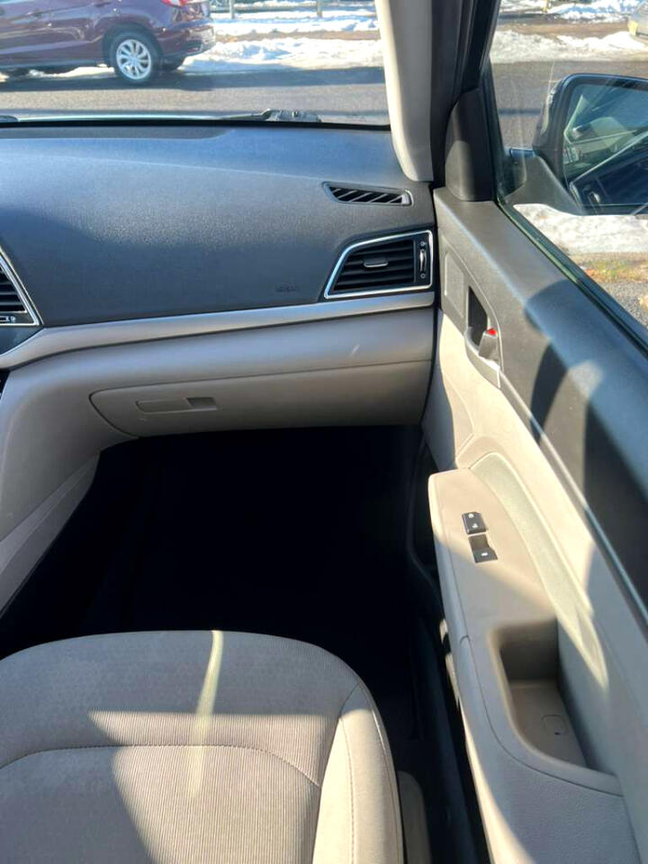 Hyundai Elantra Limited 2018