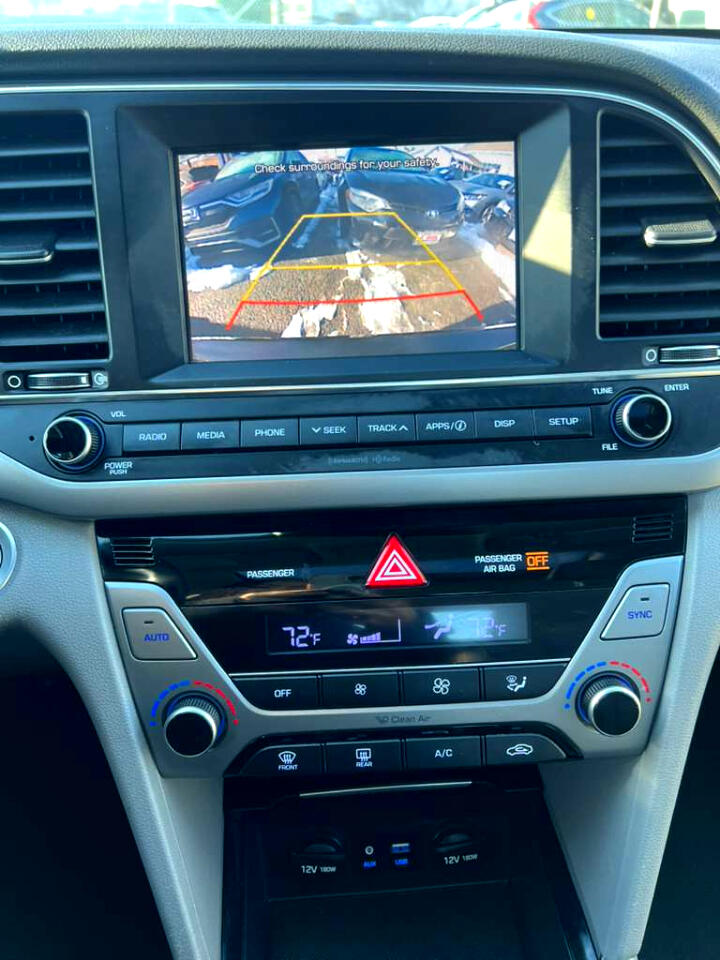 Hyundai Elantra Limited 2018