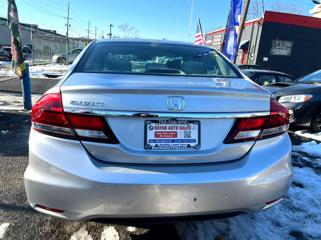 Honda Civic LX Sedan 5-Speed AT 2013