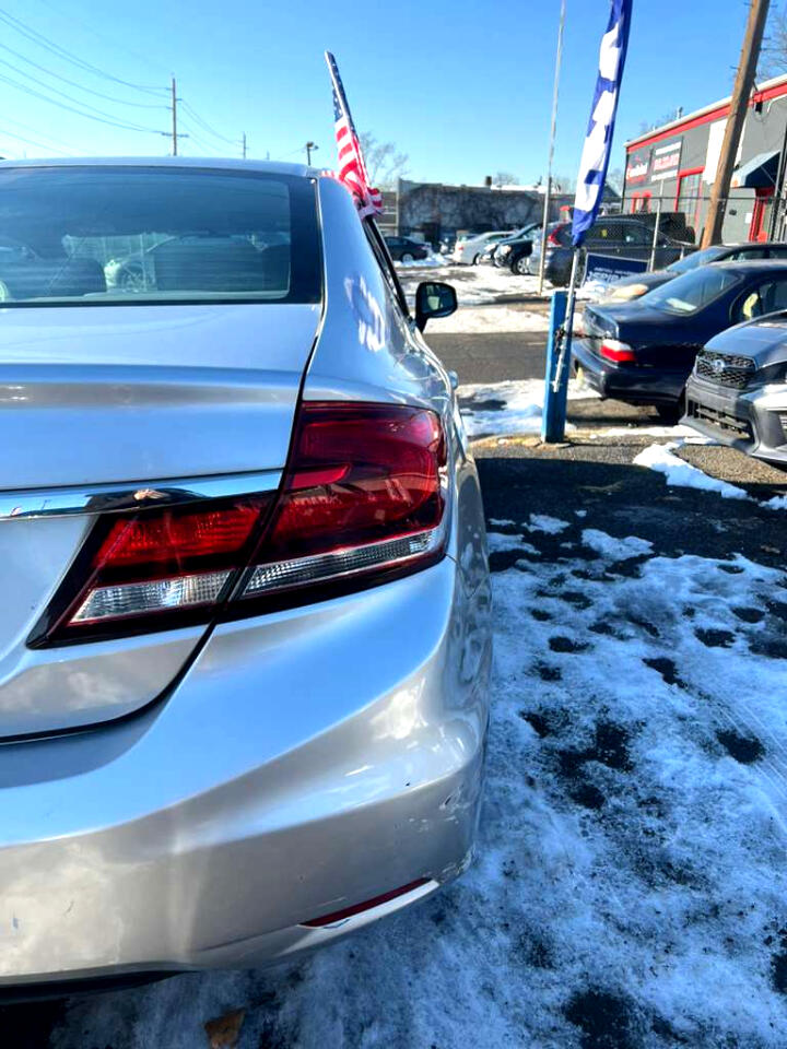 Honda Civic LX Sedan 5-Speed AT 2013