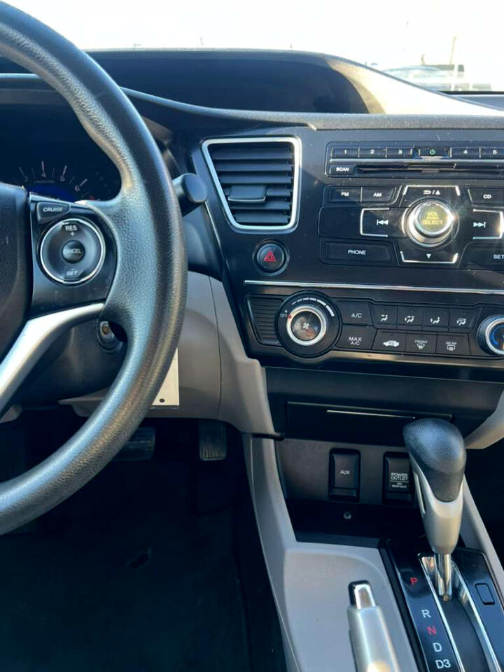 Honda Civic LX Sedan 5-Speed AT 2013