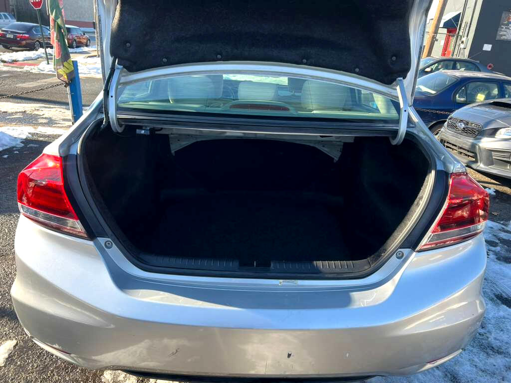 Honda Civic LX Sedan 5-Speed AT 2013