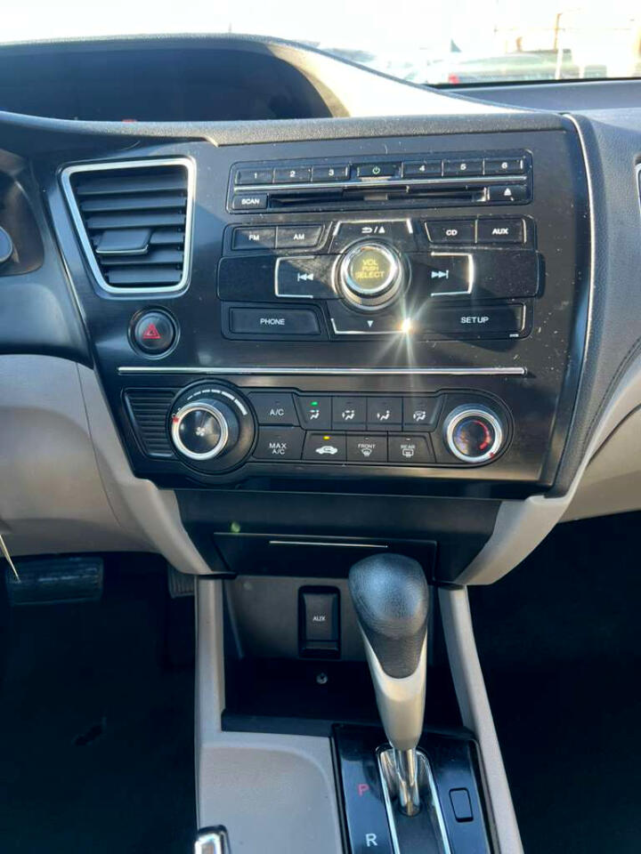 Honda Civic LX Sedan 5-Speed AT 2013