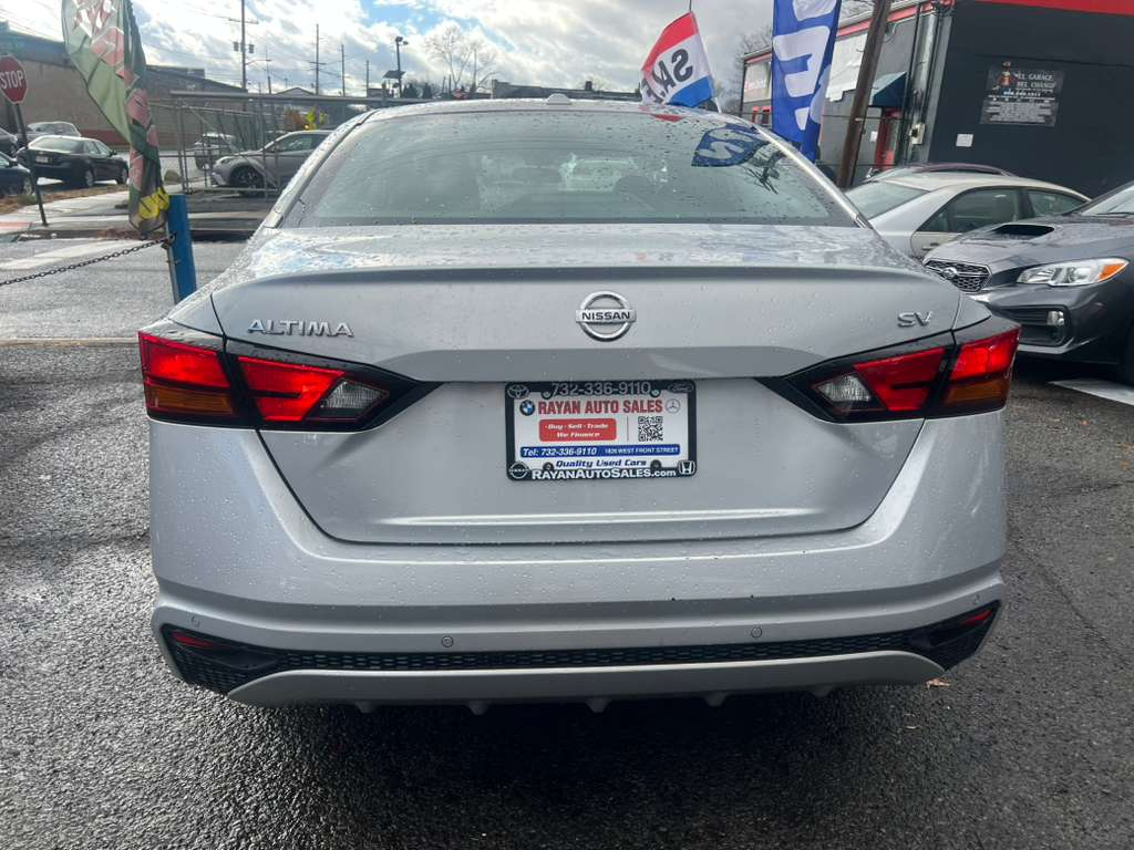 Nissan Altima 2.5 SV 2022