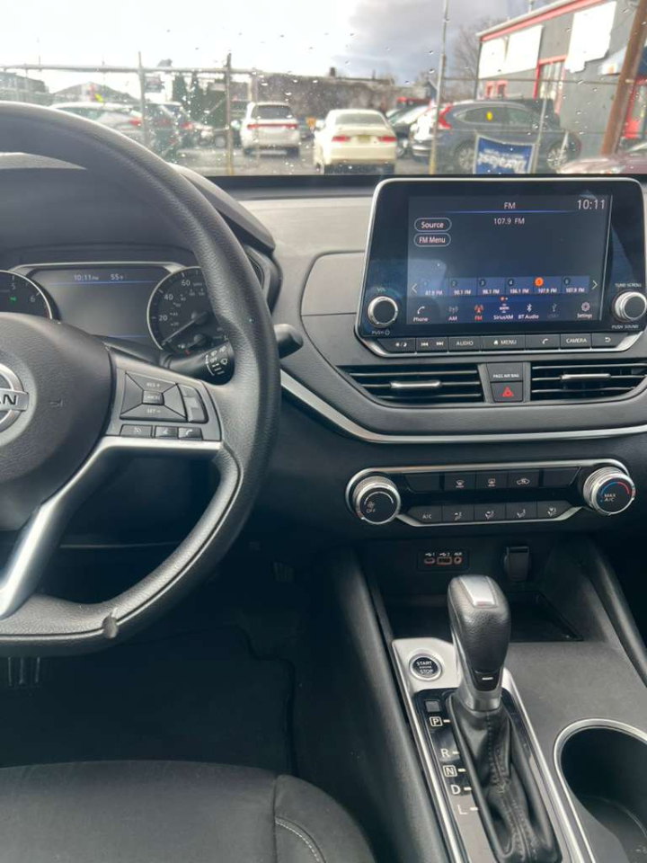 Nissan Altima 2.5 SV 2022