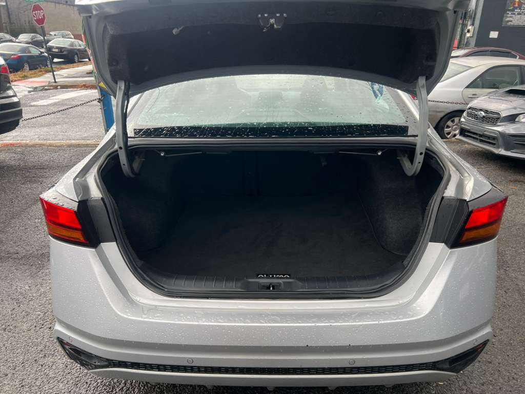 Nissan Altima 2.5 SV 2022