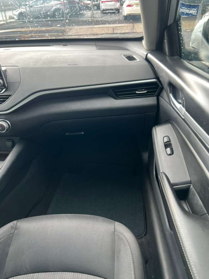 Nissan Altima 2.5 SV 2022