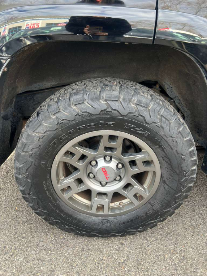 Toyota 4Runner SR5 4WD 2012