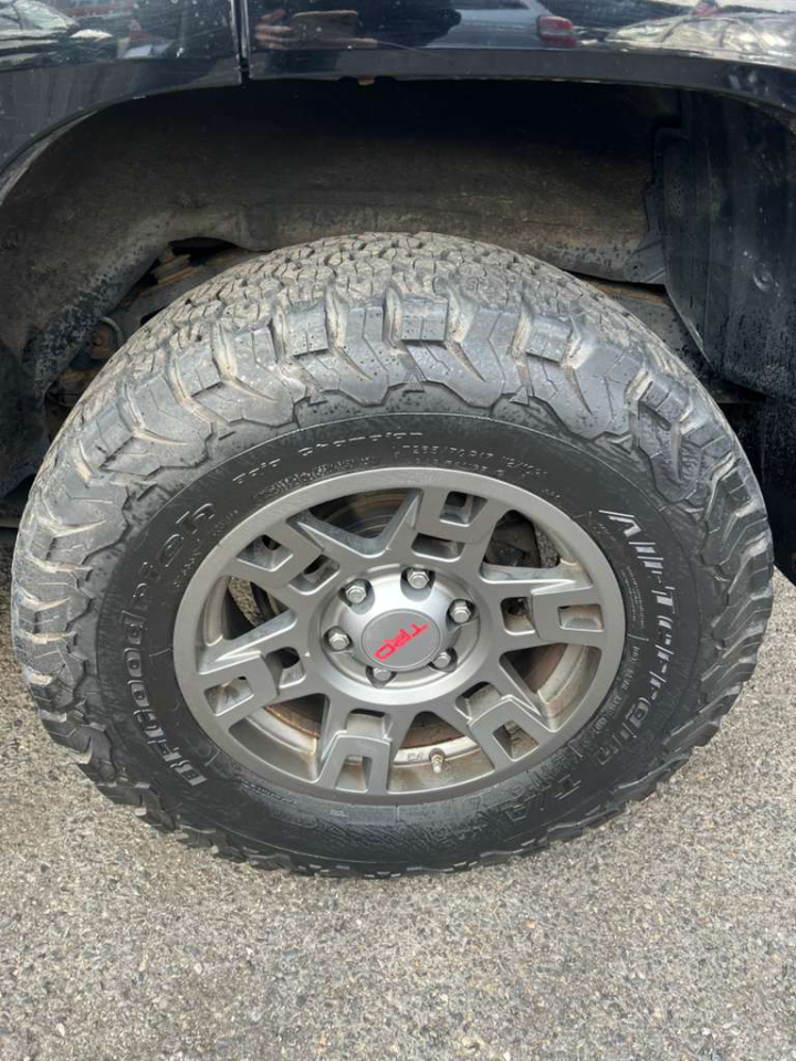 Toyota 4Runner SR5 4WD 2012