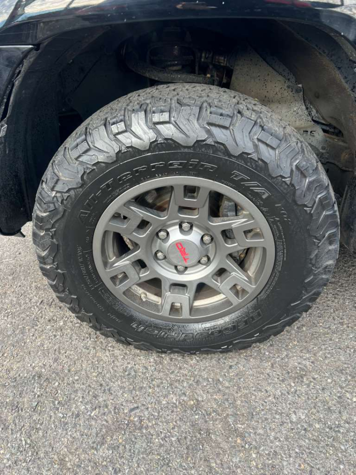 Toyota 4Runner SR5 4WD 2012