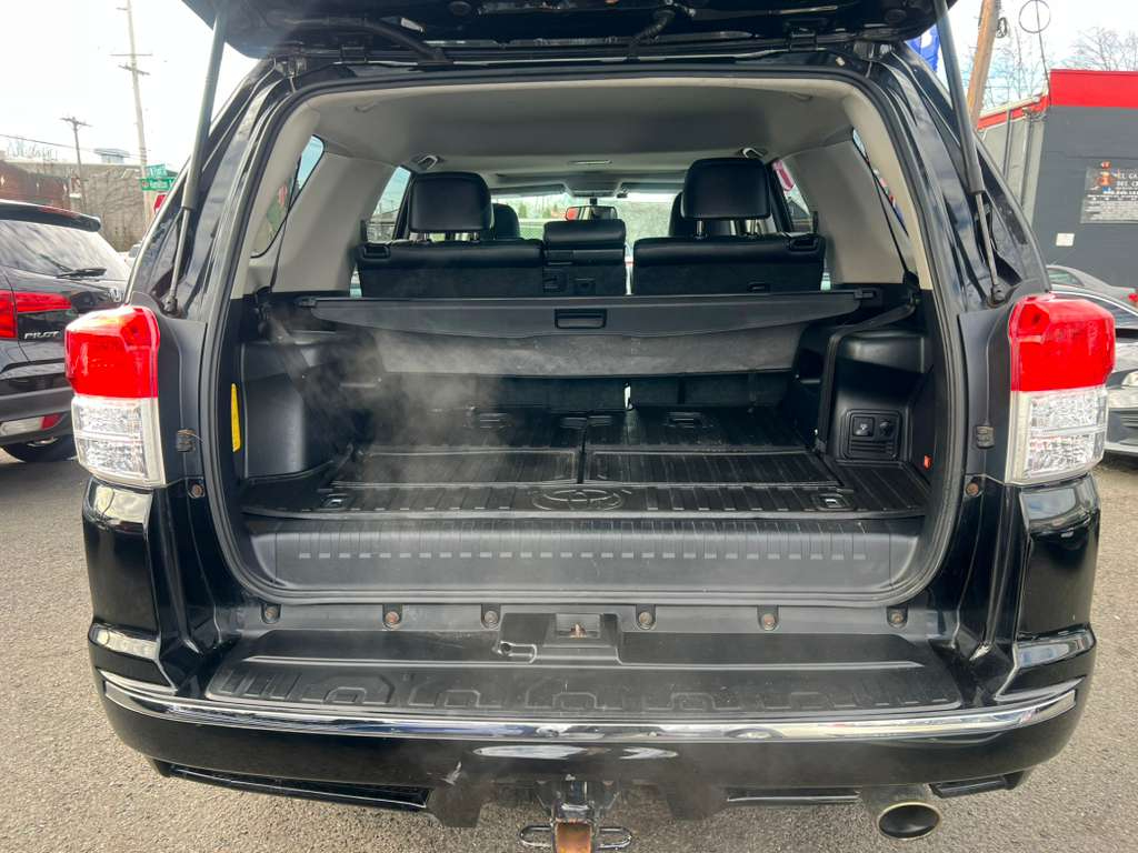 Toyota 4Runner SR5 4WD 2012