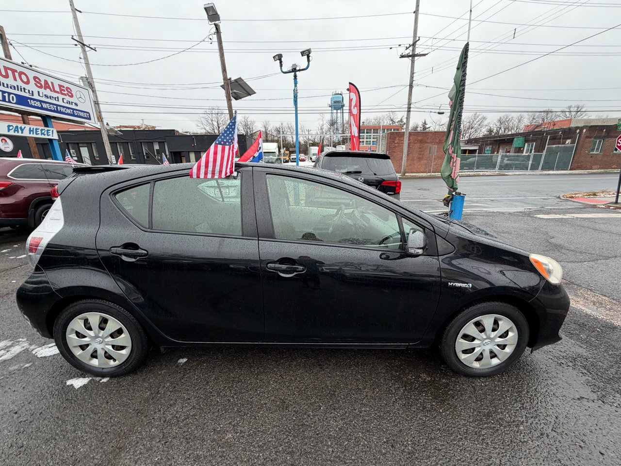 Toyota Prius c One 2013