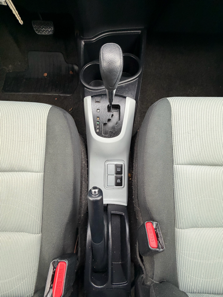 Toyota Prius c One 2013