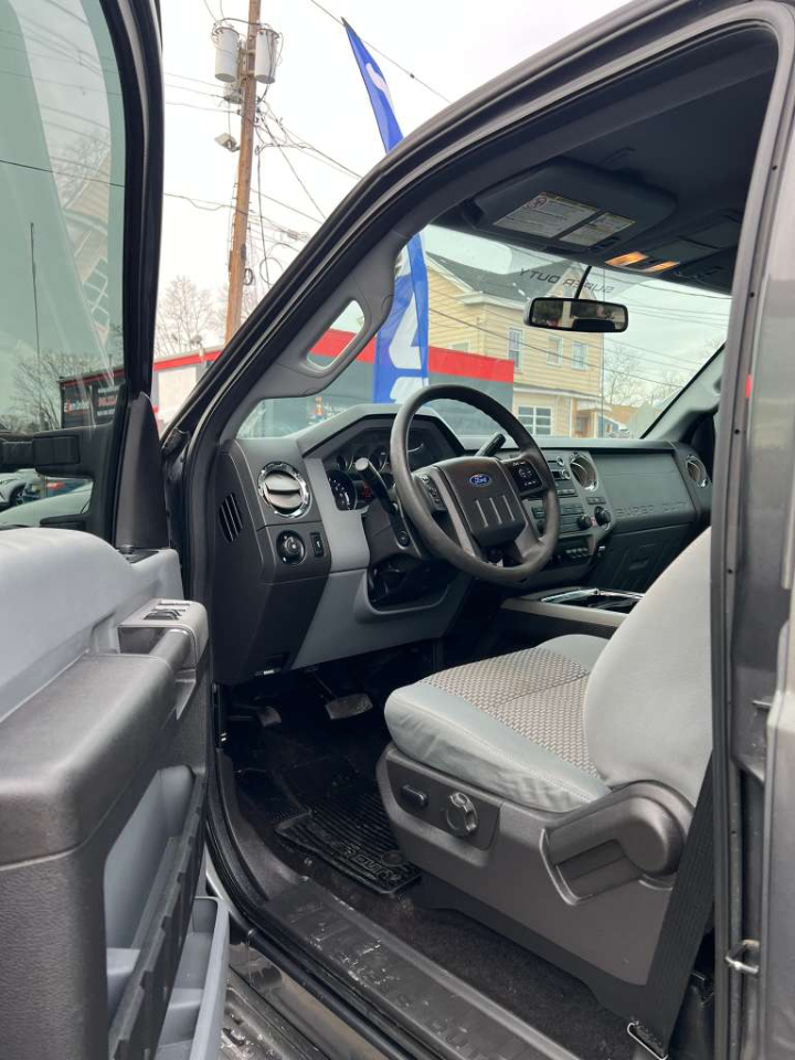 Ford F-250 SD XLT Crew Cab Long Bed 4WD 2015