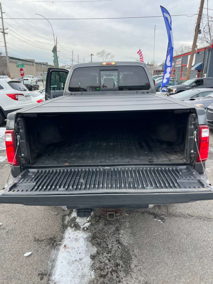 Ford F-250 SD XLT Crew Cab Long Bed 4WD 2015