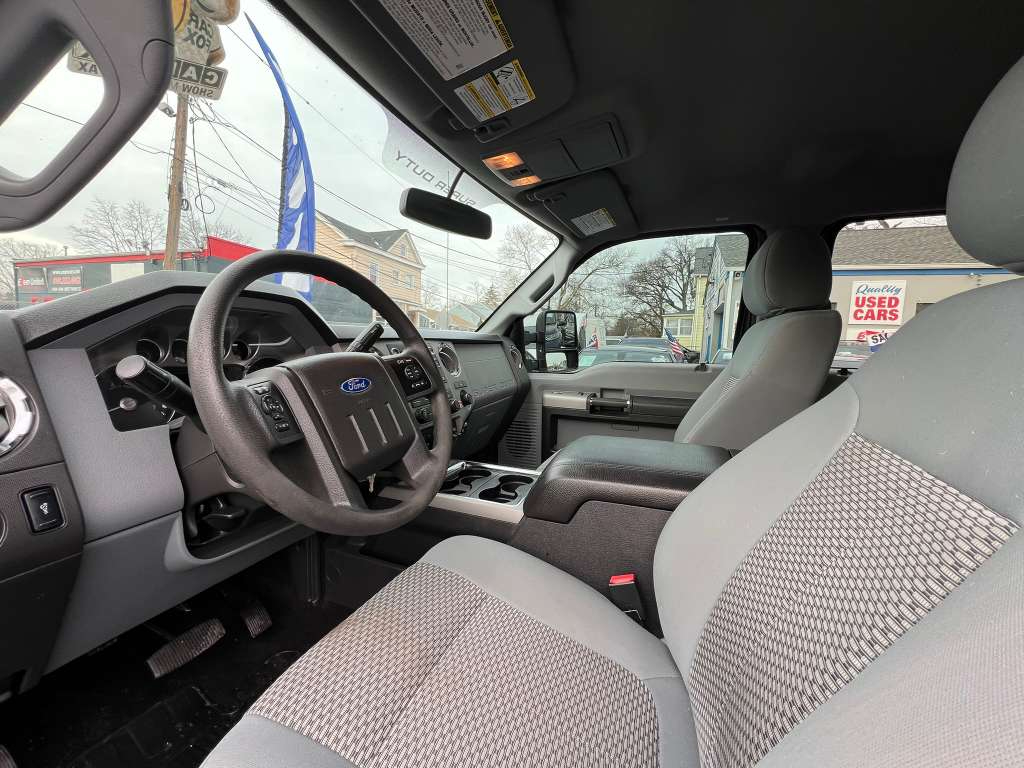 Ford F-250 SD XLT Crew Cab Long Bed 4WD 2015