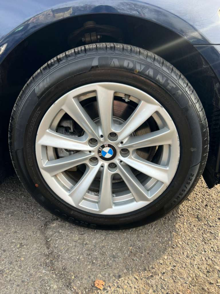 BMW 5-Series 528i xDrive 2016