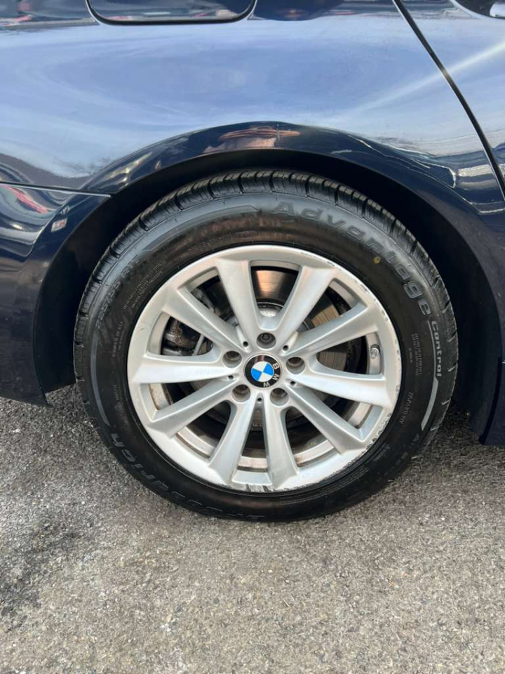 BMW 5-Series 528i xDrive 2016