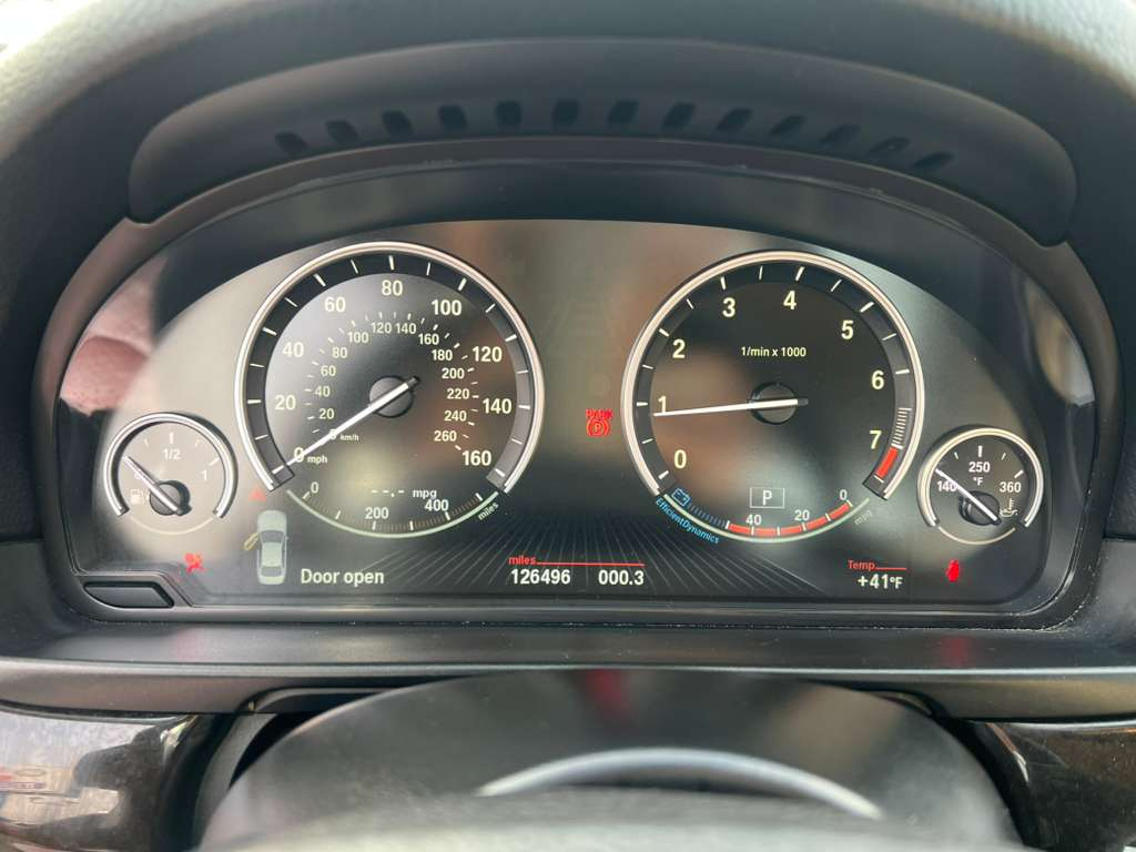 BMW 5-Series 528i xDrive 2016