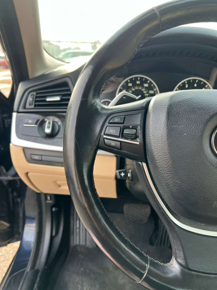 BMW 5-Series 528i xDrive 2016