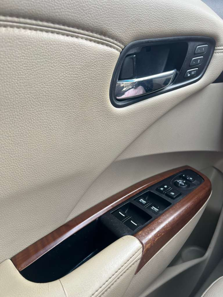 Acura RDX 6-Spd AT AWD w/ Technology Package 2013