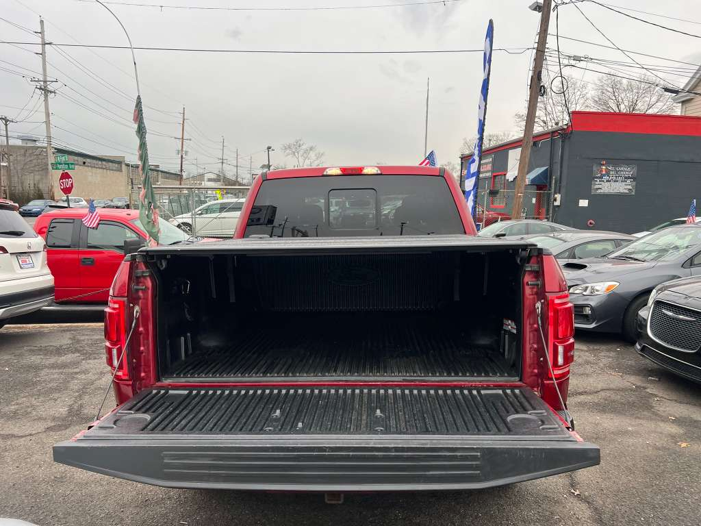 Ford F-150 Lariat SuperCrew 4WD 2015