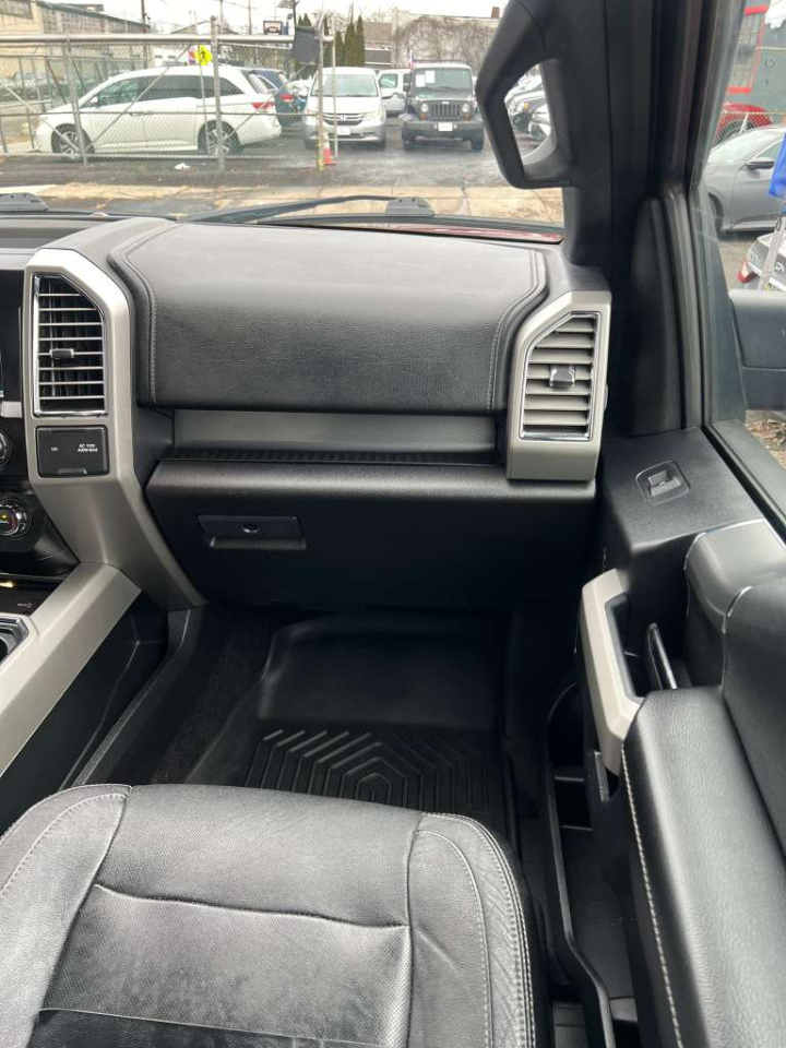 Ford F-150 Lariat SuperCrew 4WD 2015