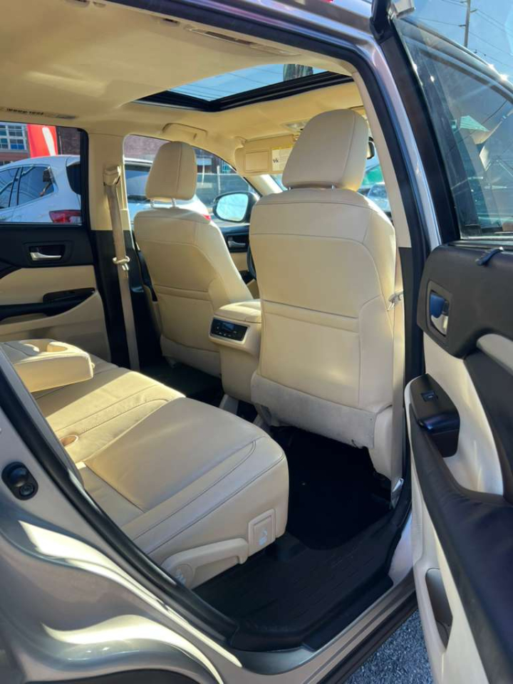 Toyota Highlander XLE AWD V6 2015