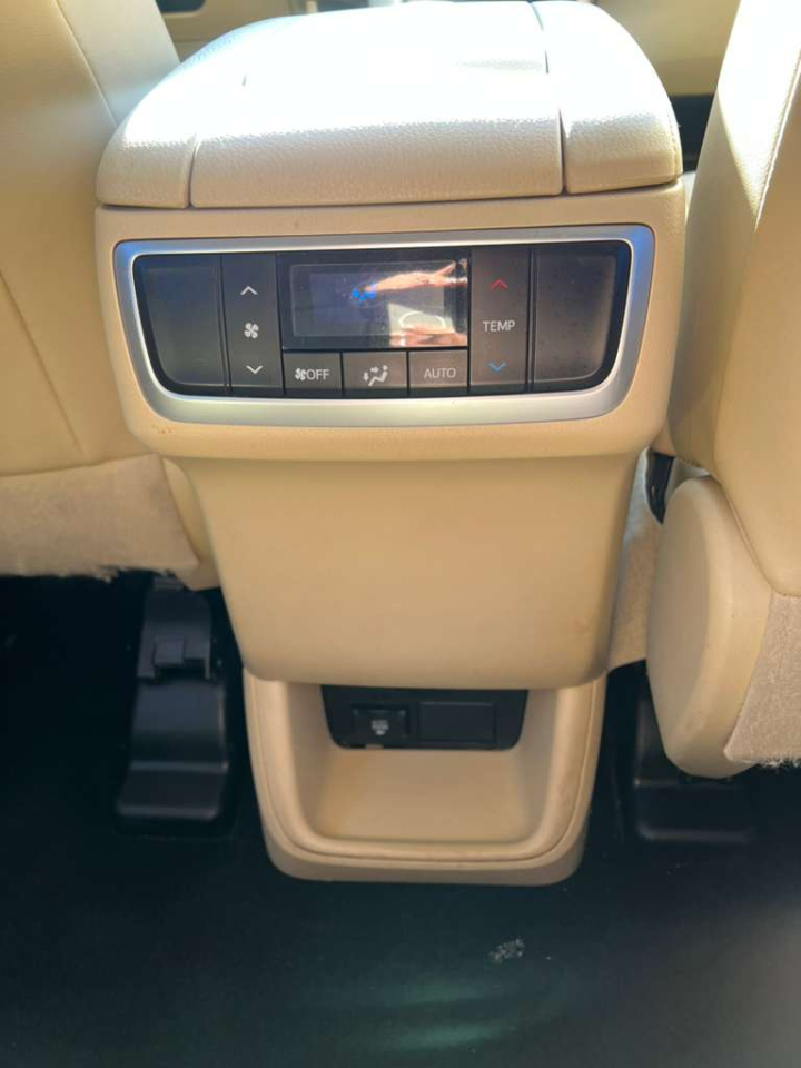 Toyota Highlander XLE AWD V6 2015