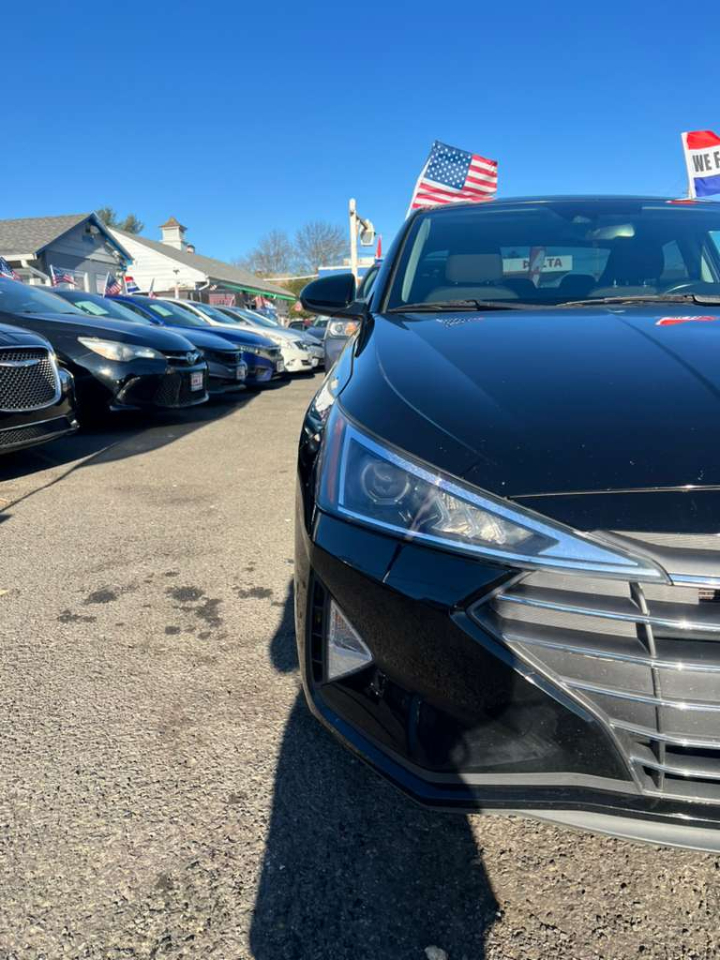 Hyundai Elantra SE 2019