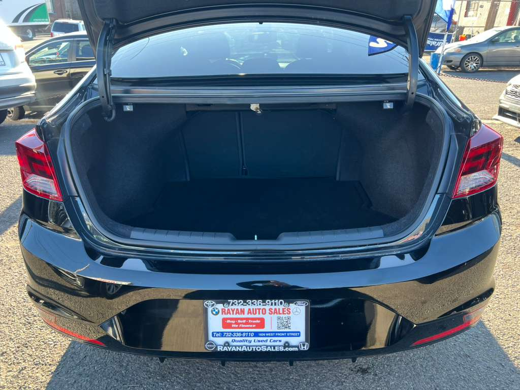 Hyundai Elantra SE 2019