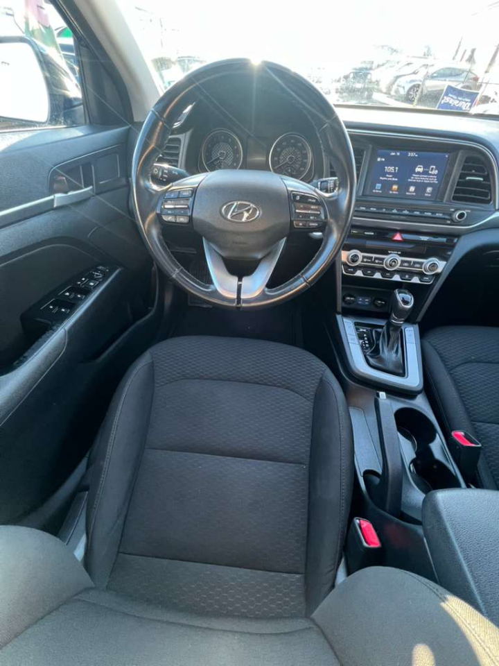 Hyundai Elantra SE 2019