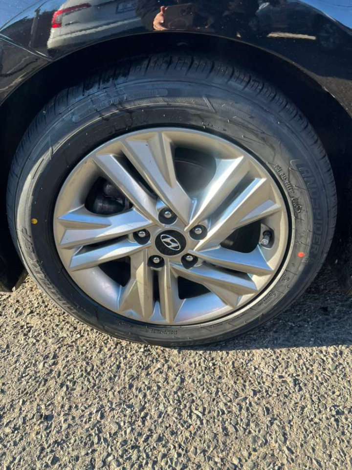 Hyundai Elantra SE 2019