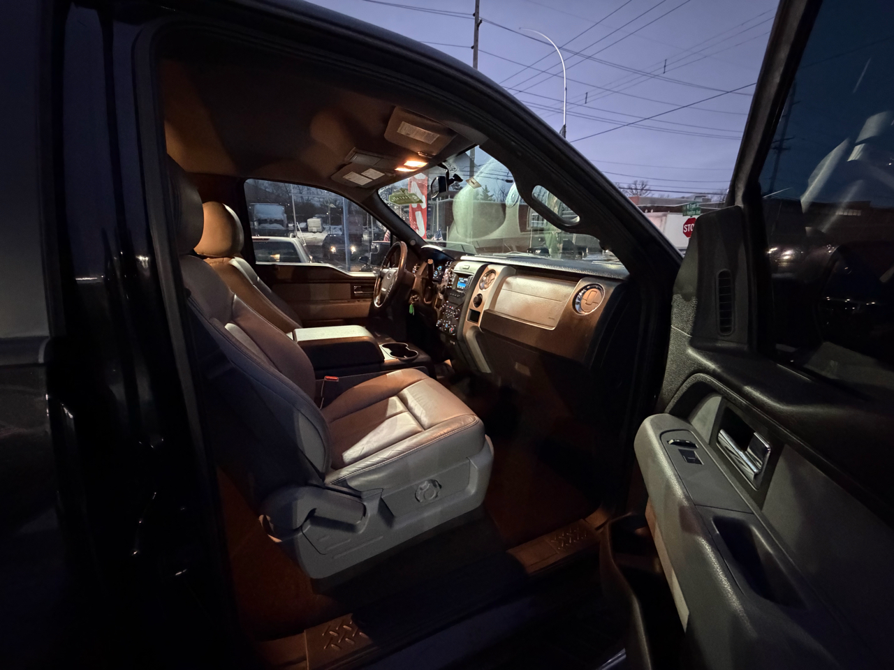 Ford F-150 Platinum SuperCrew 6.5-ft. Bed 4WD 2014