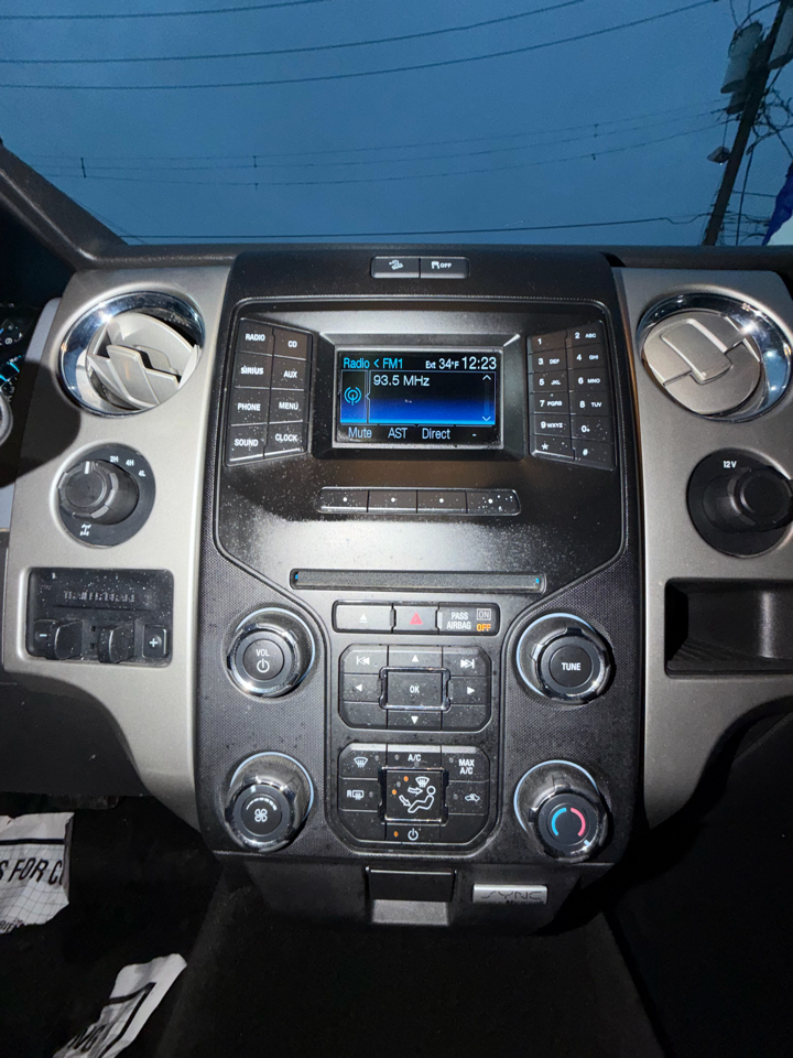 Ford F-150 Platinum SuperCrew 6.5-ft. Bed 4WD 2014