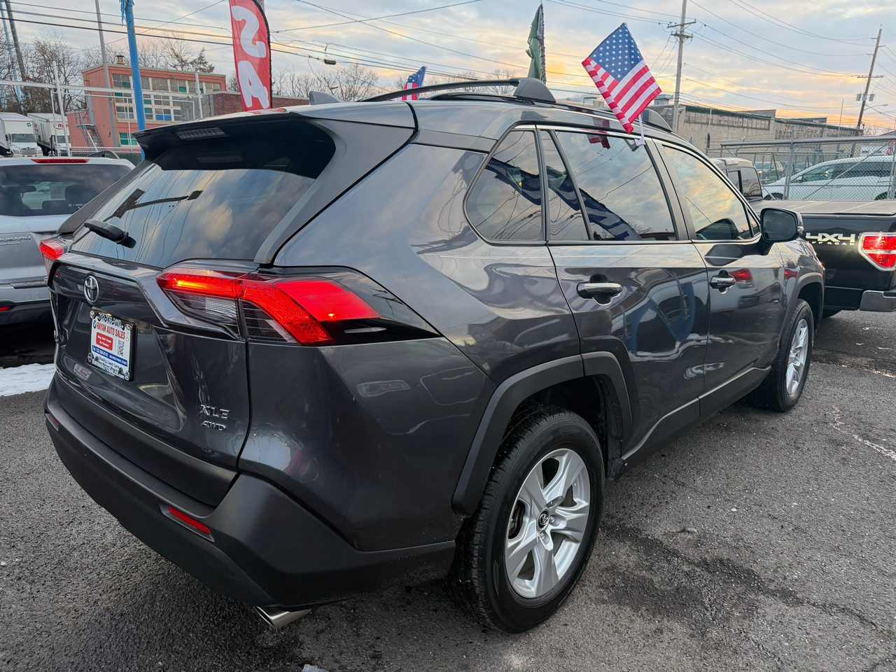 Toyota RAV4 XLE AWD 2019