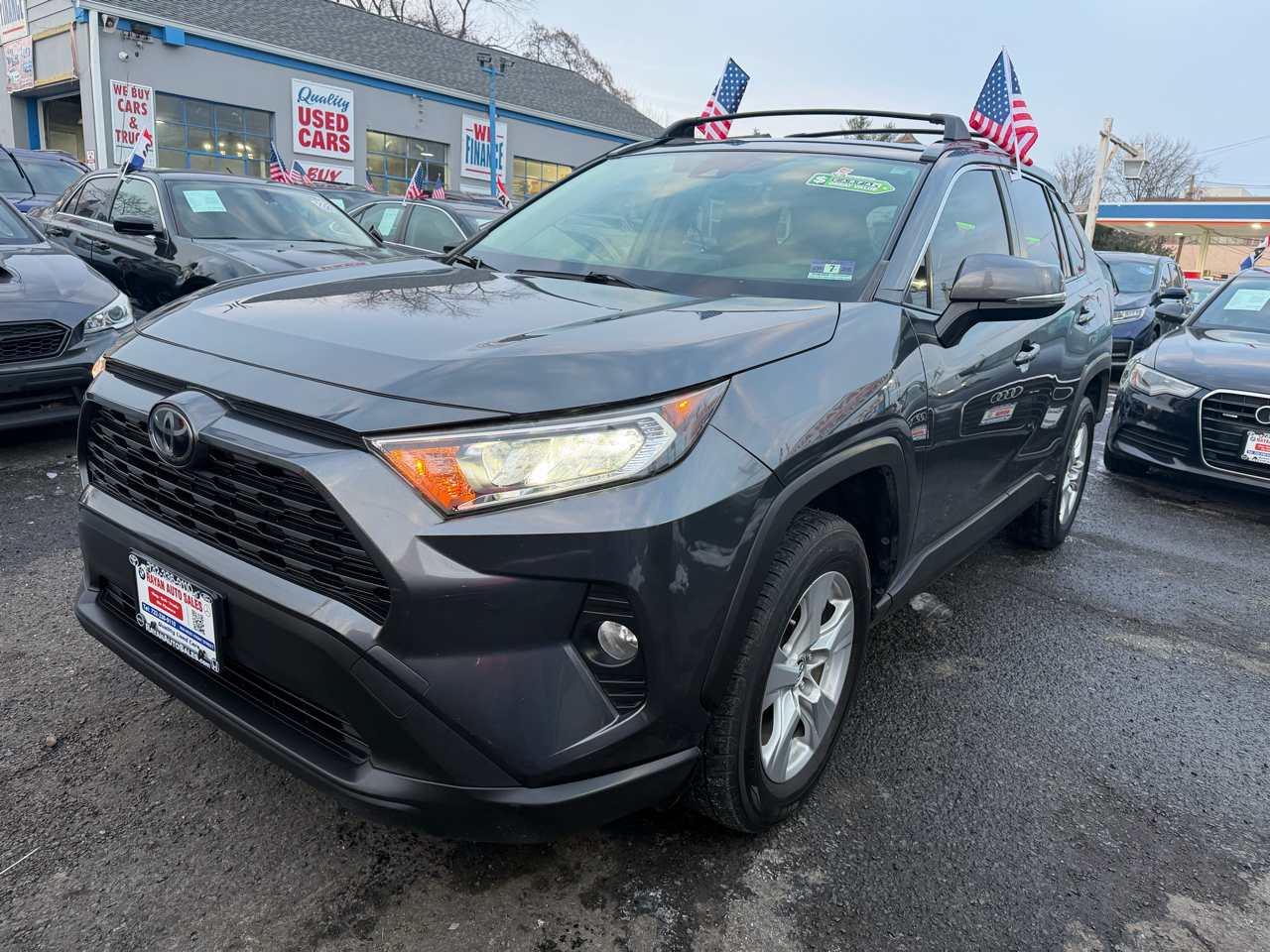 Toyota RAV4 XLE AWD 2019