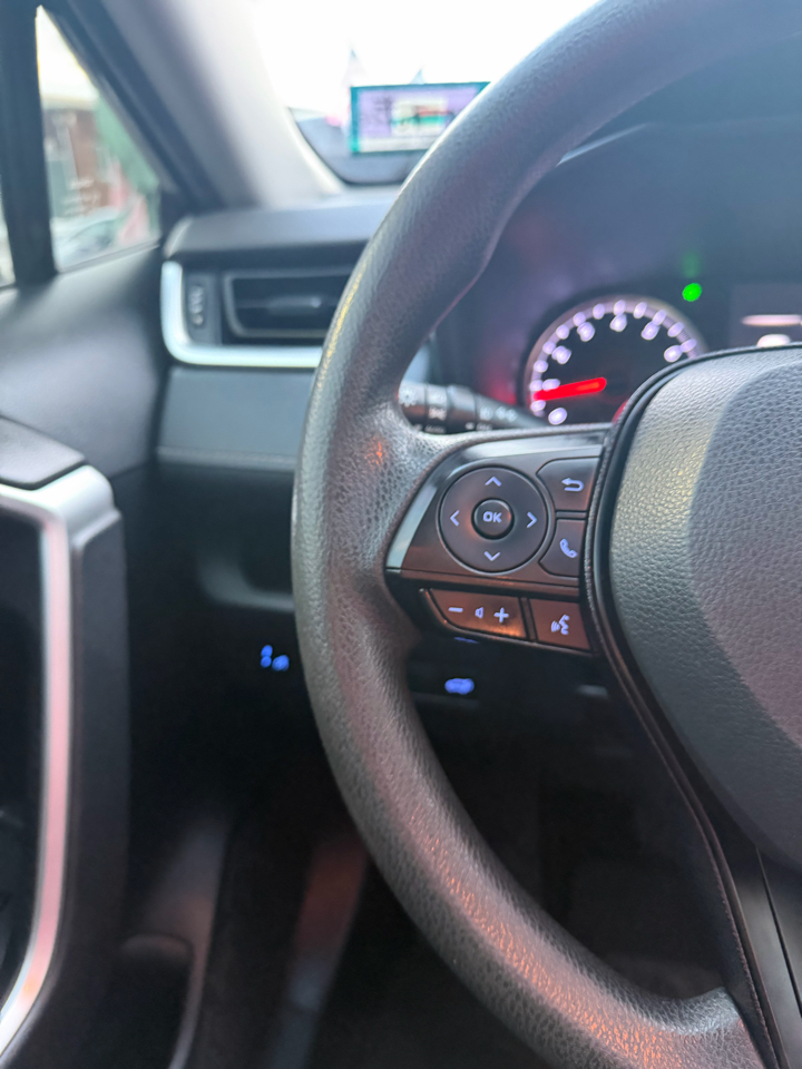 Toyota RAV4 XLE AWD 2019