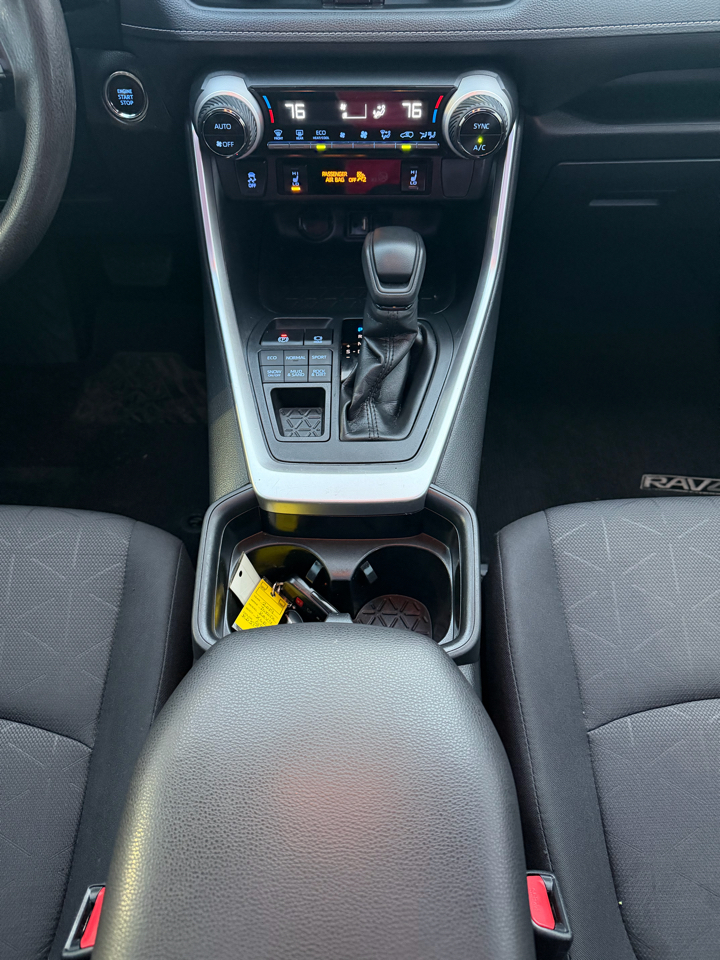 Toyota RAV4 XLE AWD 2019